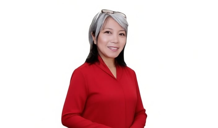 profesora de japonés para niños yuri